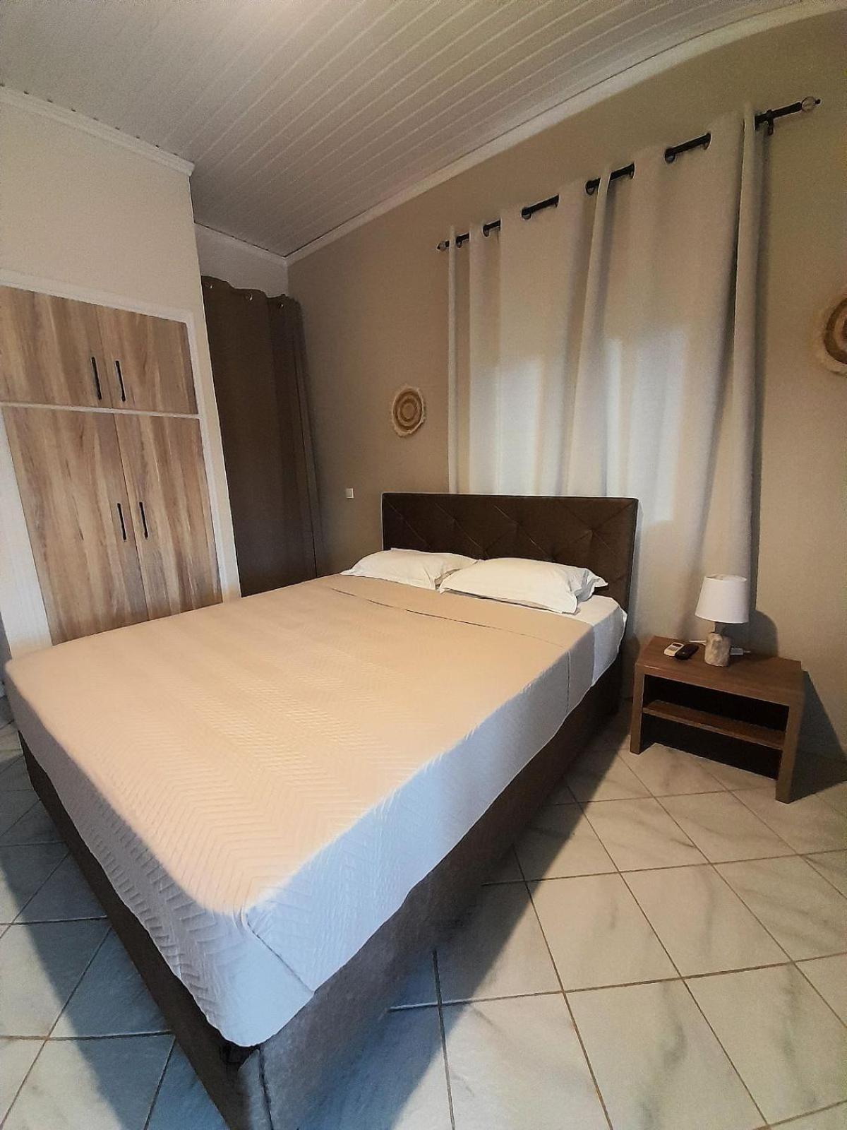 Aggeliki Apartments Nikiana Chambre photo